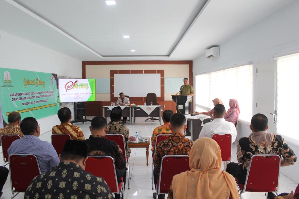 PEMBANGUNAN PROGRAM TRANSMIGRASI DI ACEH BERJALAN SESUAI KEBUTUHAN ...